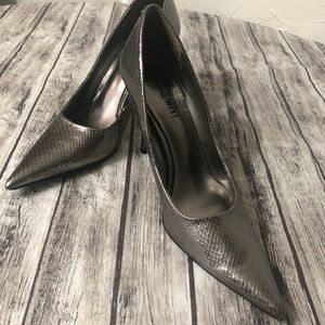 Nine West- women’s heel pumps